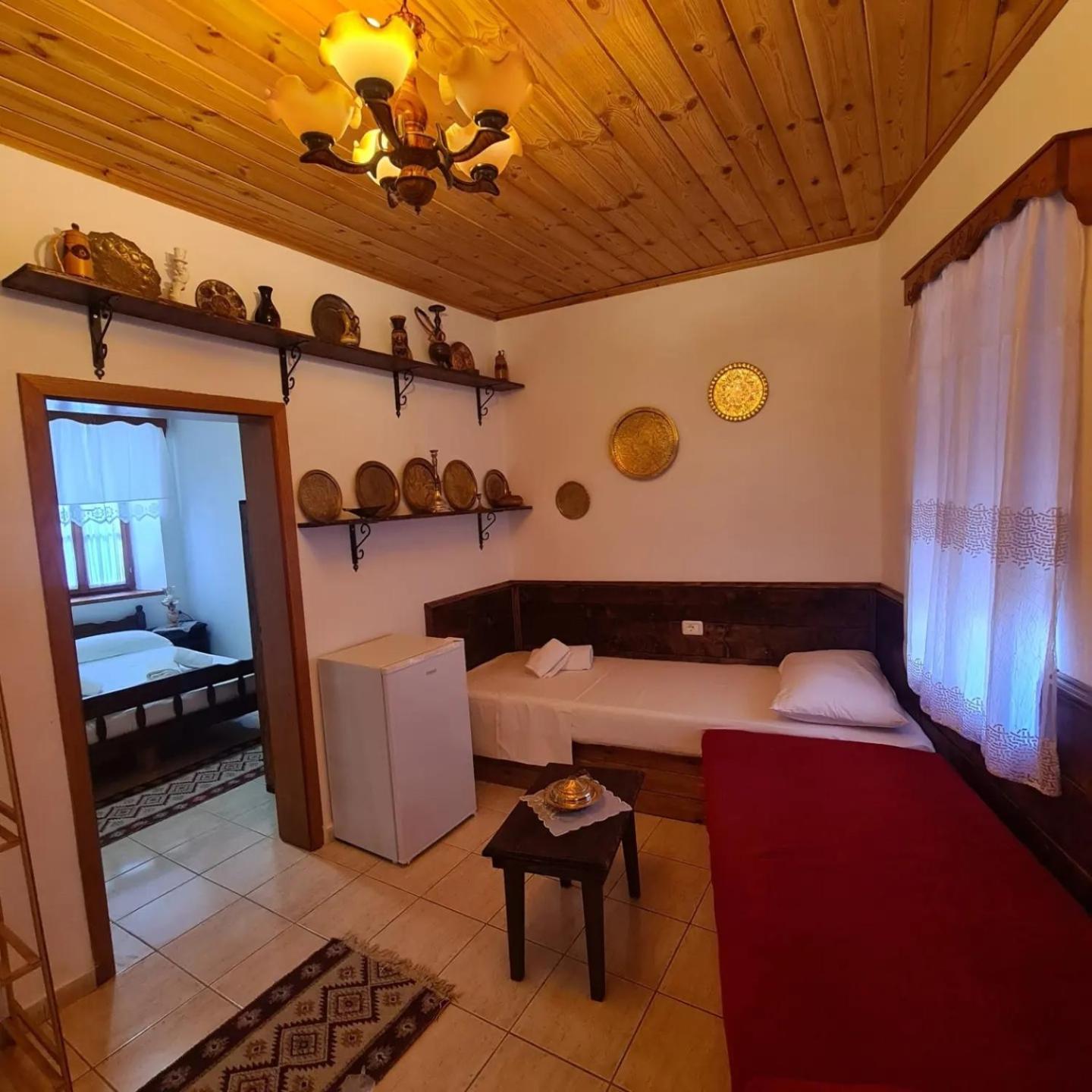 Santa Room-Old Bazaar Center-Gjirokastër Extérieur photo